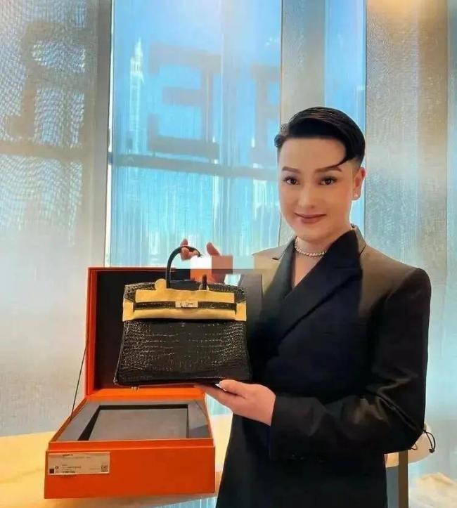 偷税749万躲去美国,他换个马甲又回来割韭菜 偷税749万躲去美国,他换个马甲又回来割韭菜
