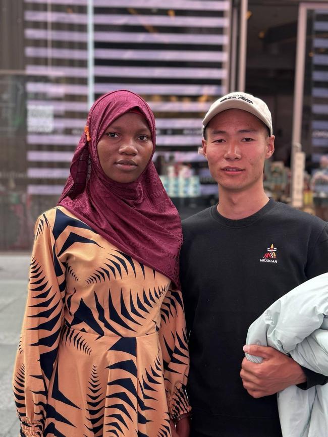 甘肃小伙刷视频爱上非洲女孩 飞往非洲娶回家 甘肃小伙刷视频爱上非洲女孩 飞往非洲娶回家